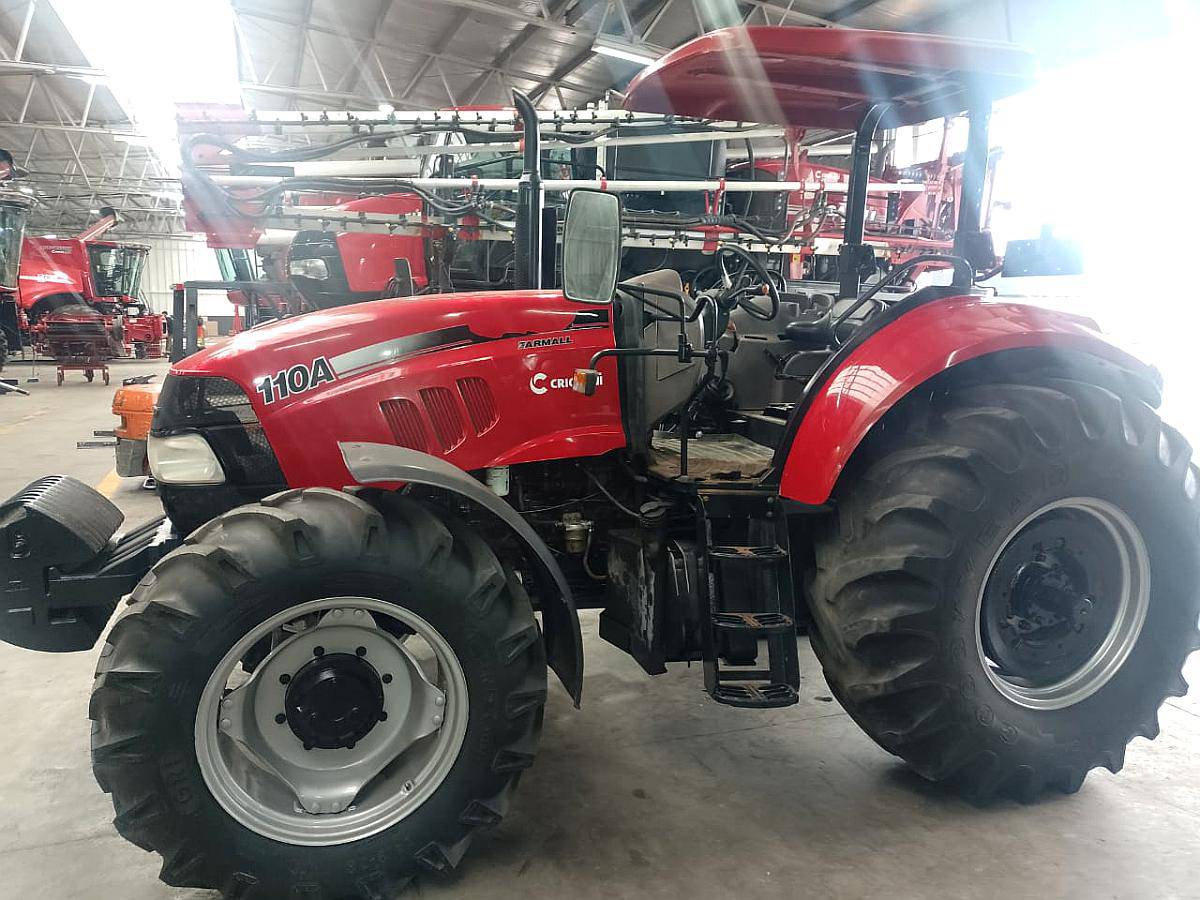 Tractor Case IH Farmall 110 4X4 - año 2016