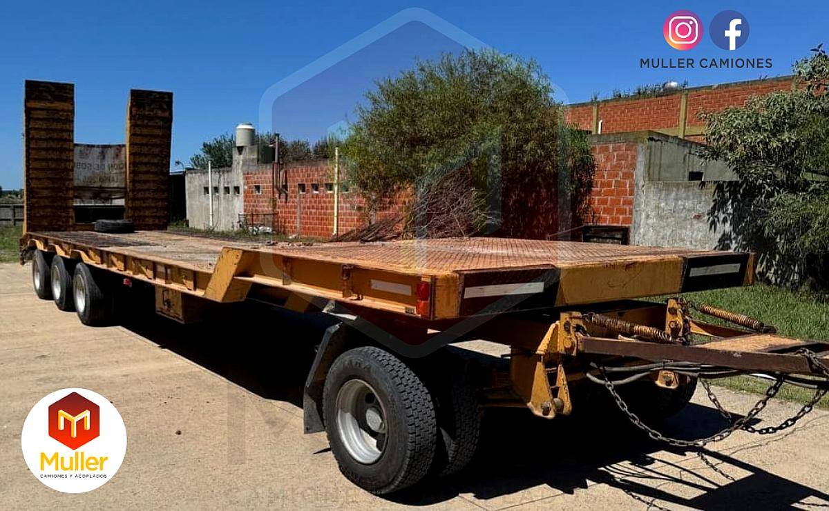 Acoplado Carretón Stahl Modelo 2015