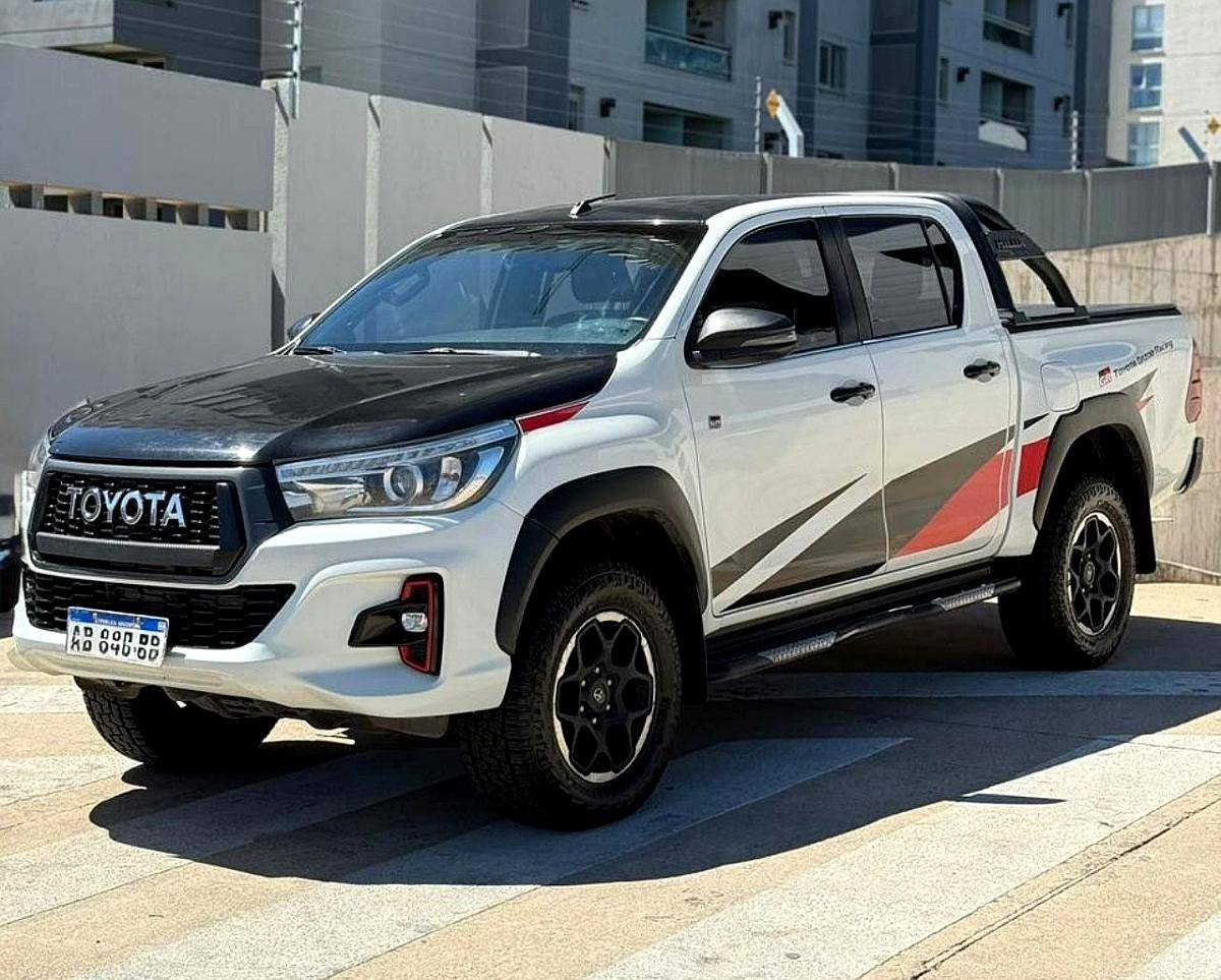 Toyota Hilux 2.8 CD 4X4 TDI Gr-s 177cv 2019 Diesel U$35.599