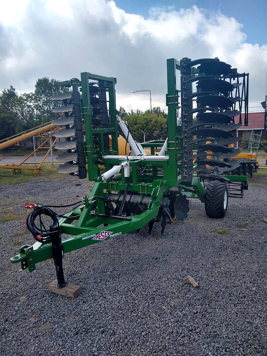 Acondicionadora de Suelos Pesce 5 Metros Ancho de Labor