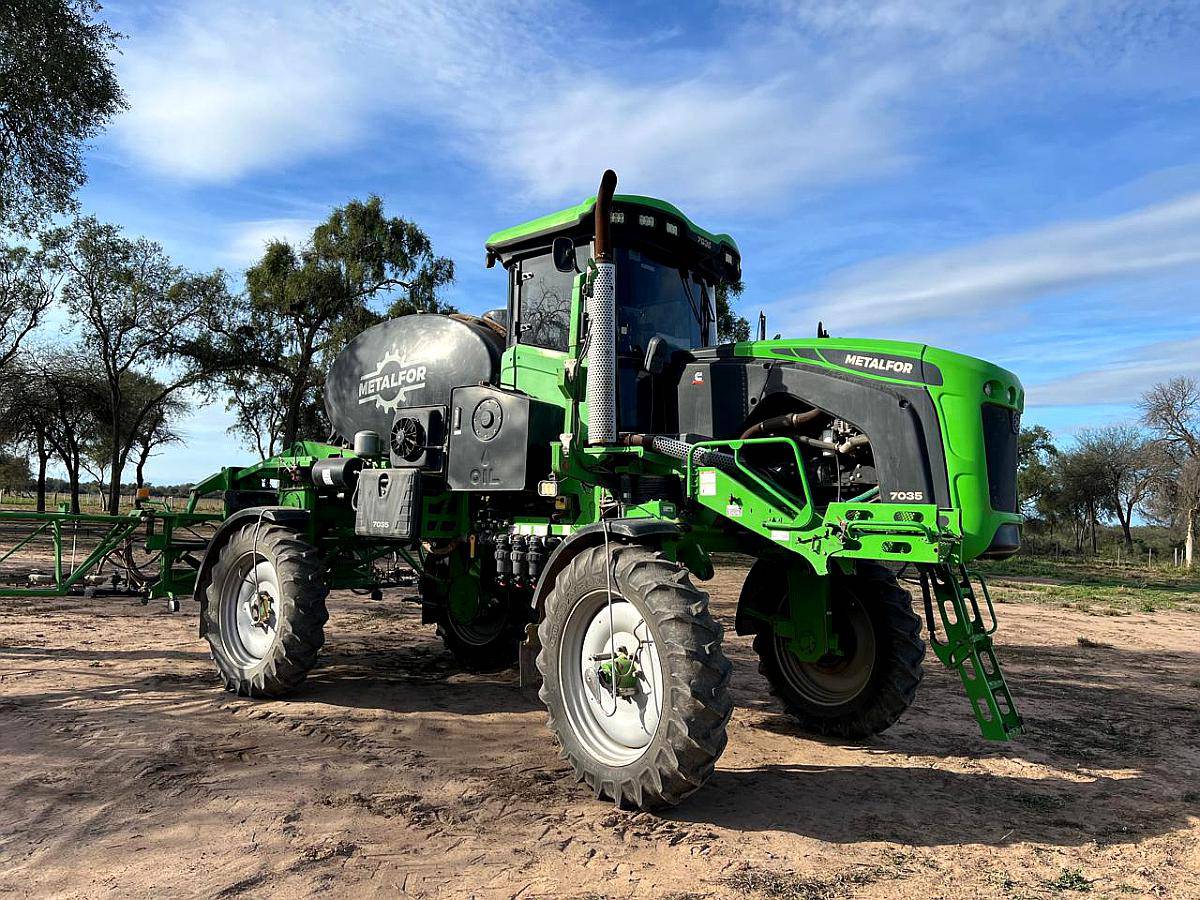 Pulverizadora Metalfor 7035 año 2020