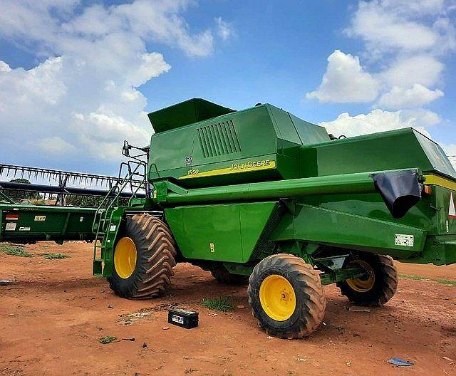 John Deere 1550