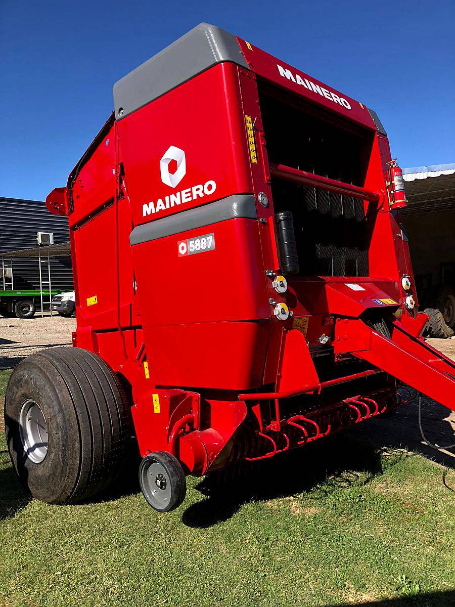 Rotoenfardadora Modelo 5887 Mainero