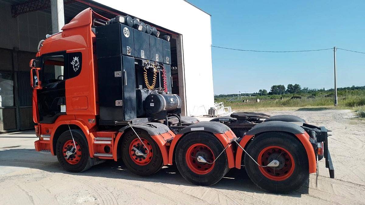 Scania R580 8X4 2005