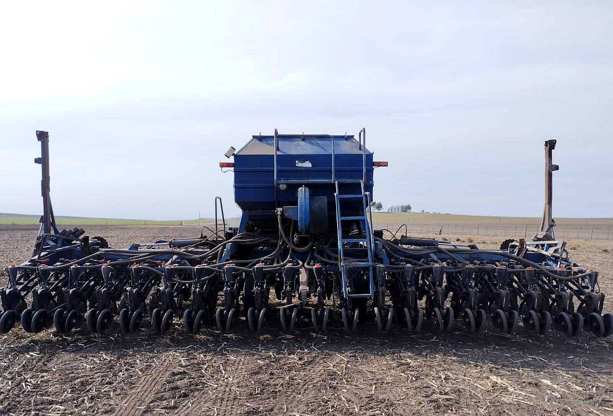 Sembradora Juri MP 3.20 de 39 Líneas a 20 CM,