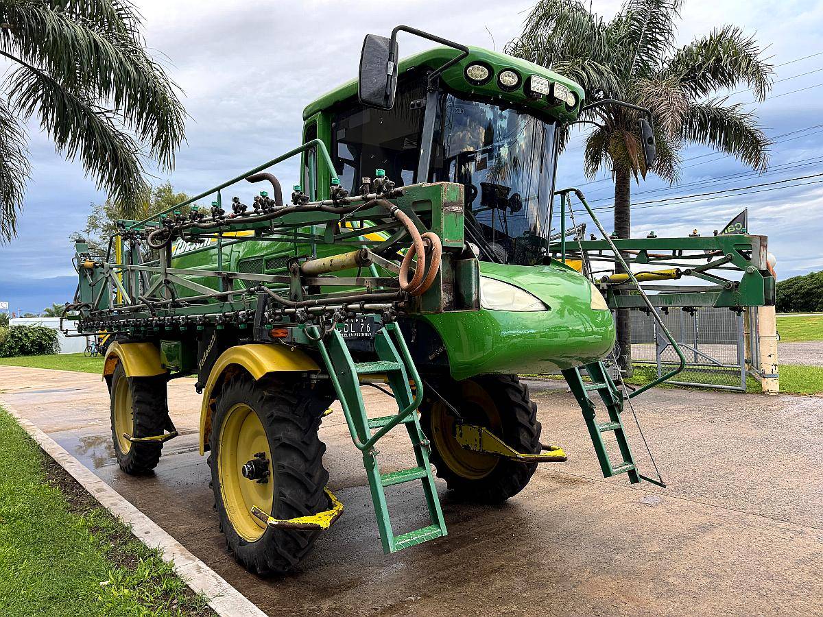 Pulverizadora Tedeschi MT 3000 año 2011 - 8800hs