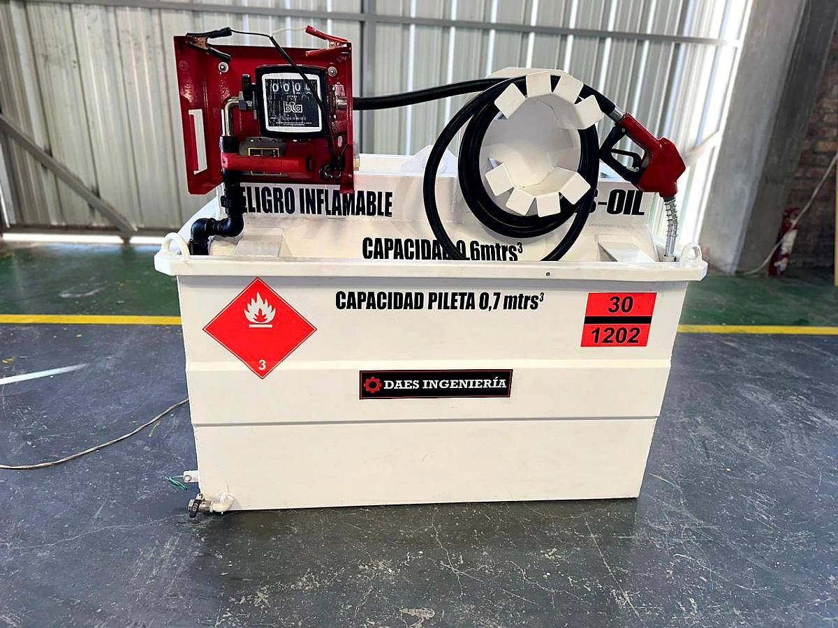 Tanque de Combustible/ Estación Móvil 350lt