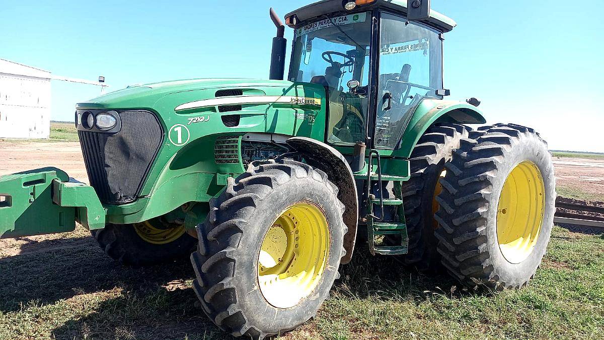 John Deere 7210j 2014