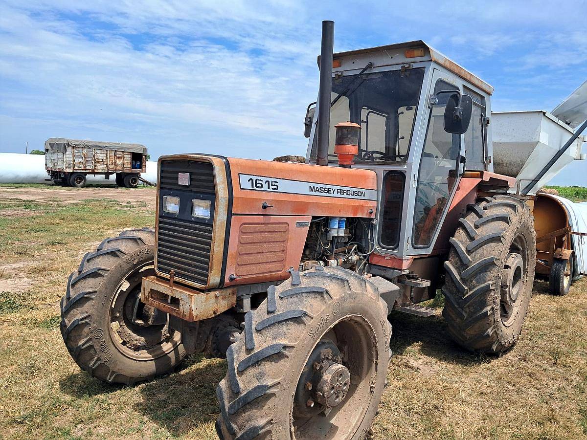 Tractor Massey Ferguson 1615