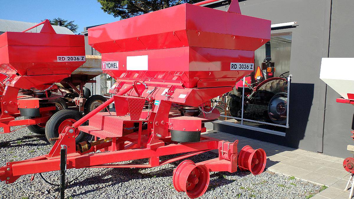 Fertilizadora Yomel RD 3036z