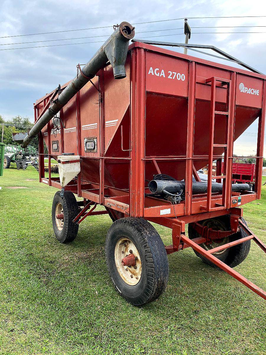 Tolva Semilla /ferti Apache AGA2700 10tt