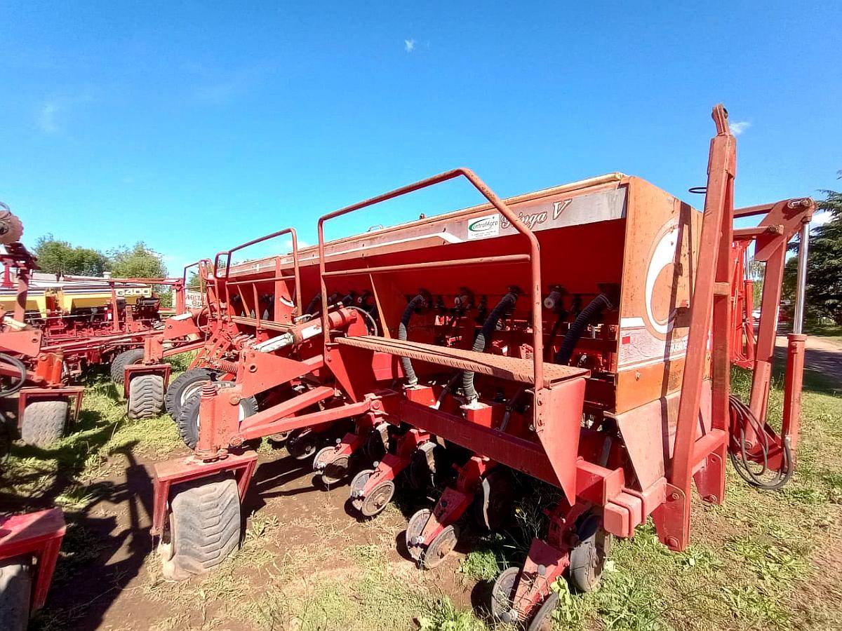 Sembradora G.grueso Crucianelli Gringa V 12 a 70