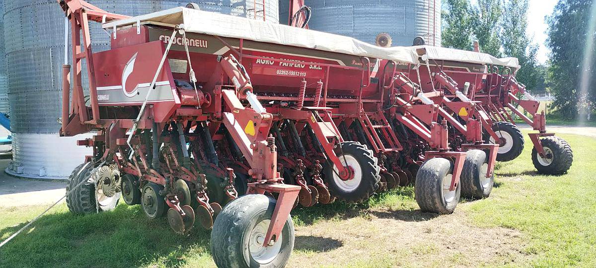 Sembradora Crucianelli Pionera IV 49 a 21 año 2009.