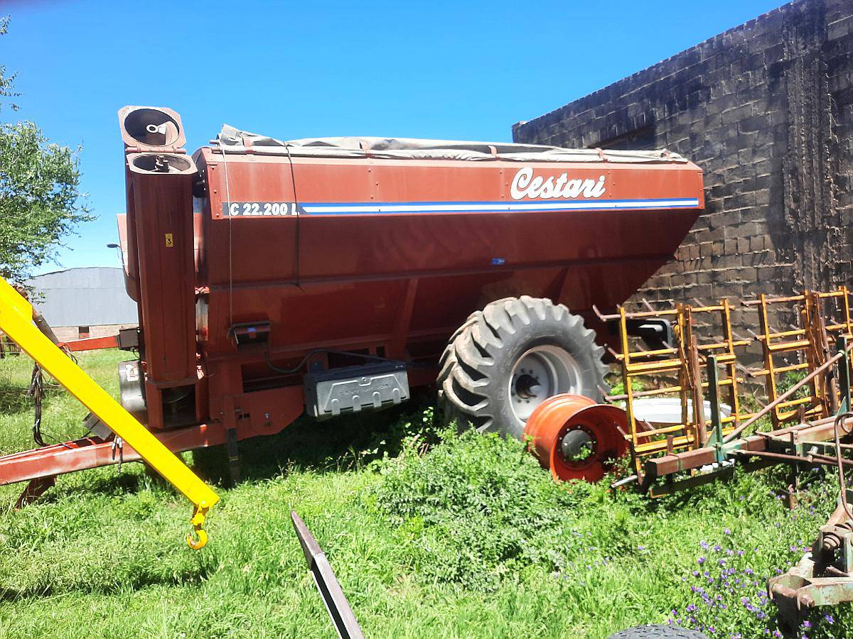 tolva-autodescargable-cestari-de-22000-kilos-a-o-1999-agroads