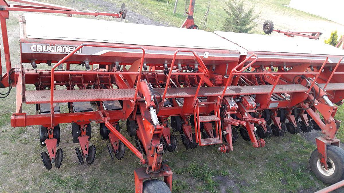Sembradora Crucianelli Gringa 14 a 52