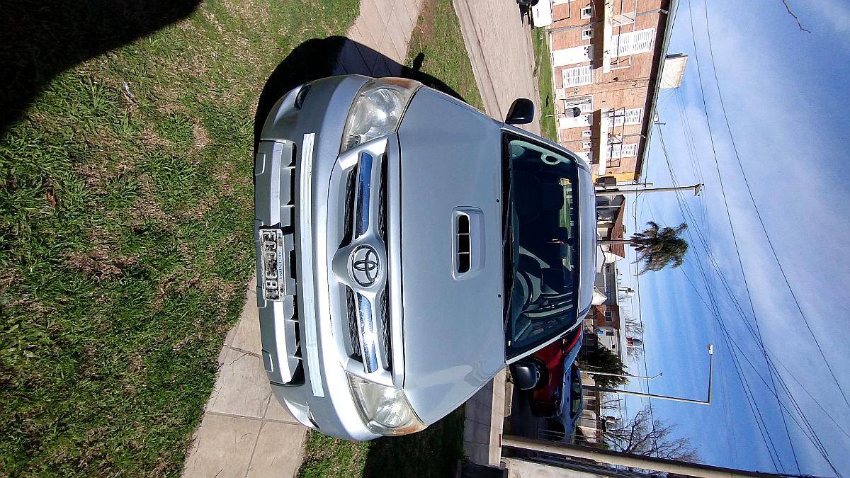 Toyota Hilux SR 3.0 4X2 Modelo 2005 - Impecable‼️