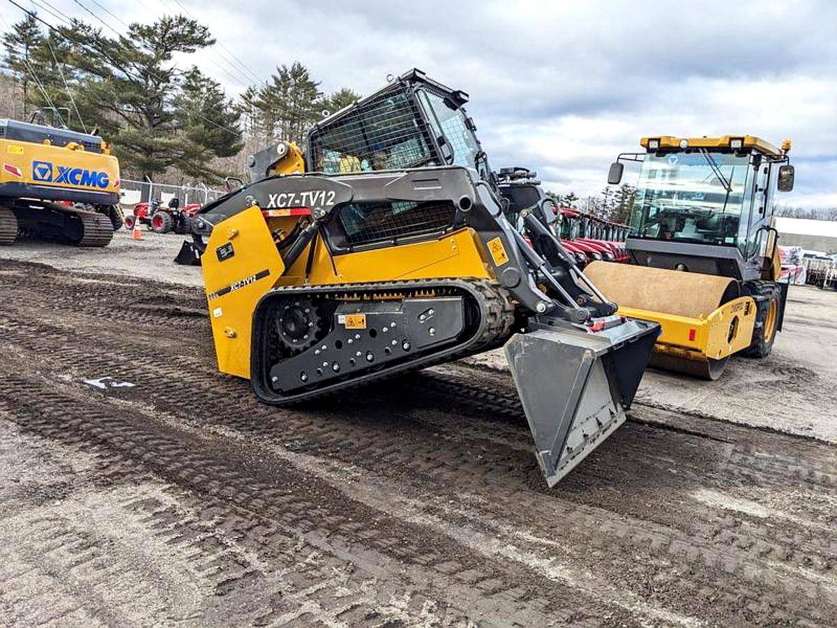 Minicargadora Sobre Orugas XC7-TV12 Xcmg