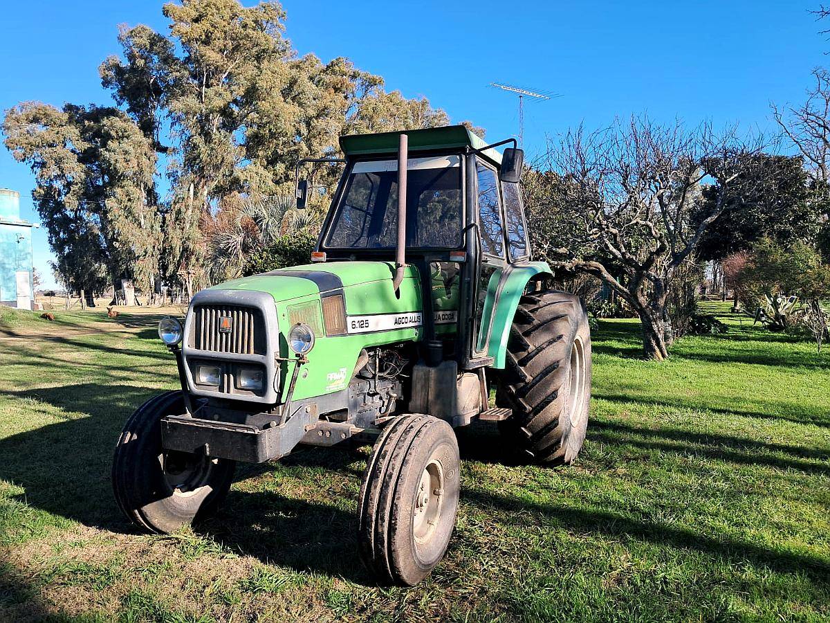Tractor Agco Allis 6.125