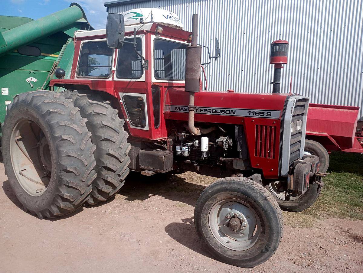 Tractor Massey Ferguson 1195