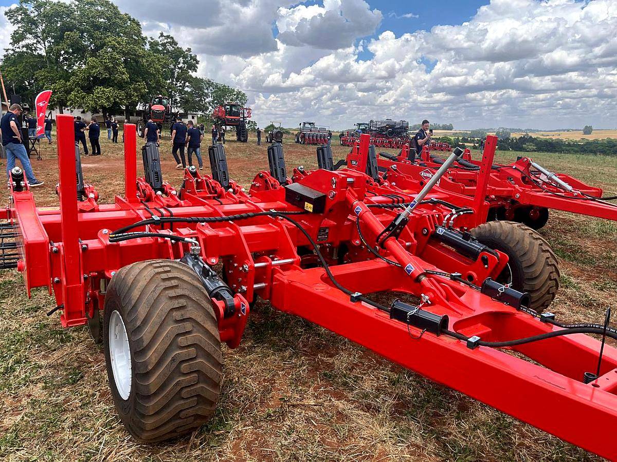 Subsolador Kuhn Singer 6