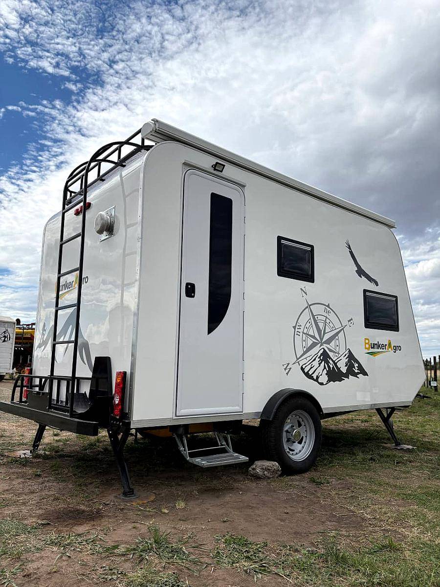 Casilla de Turismo Bunker Agro en Fibra