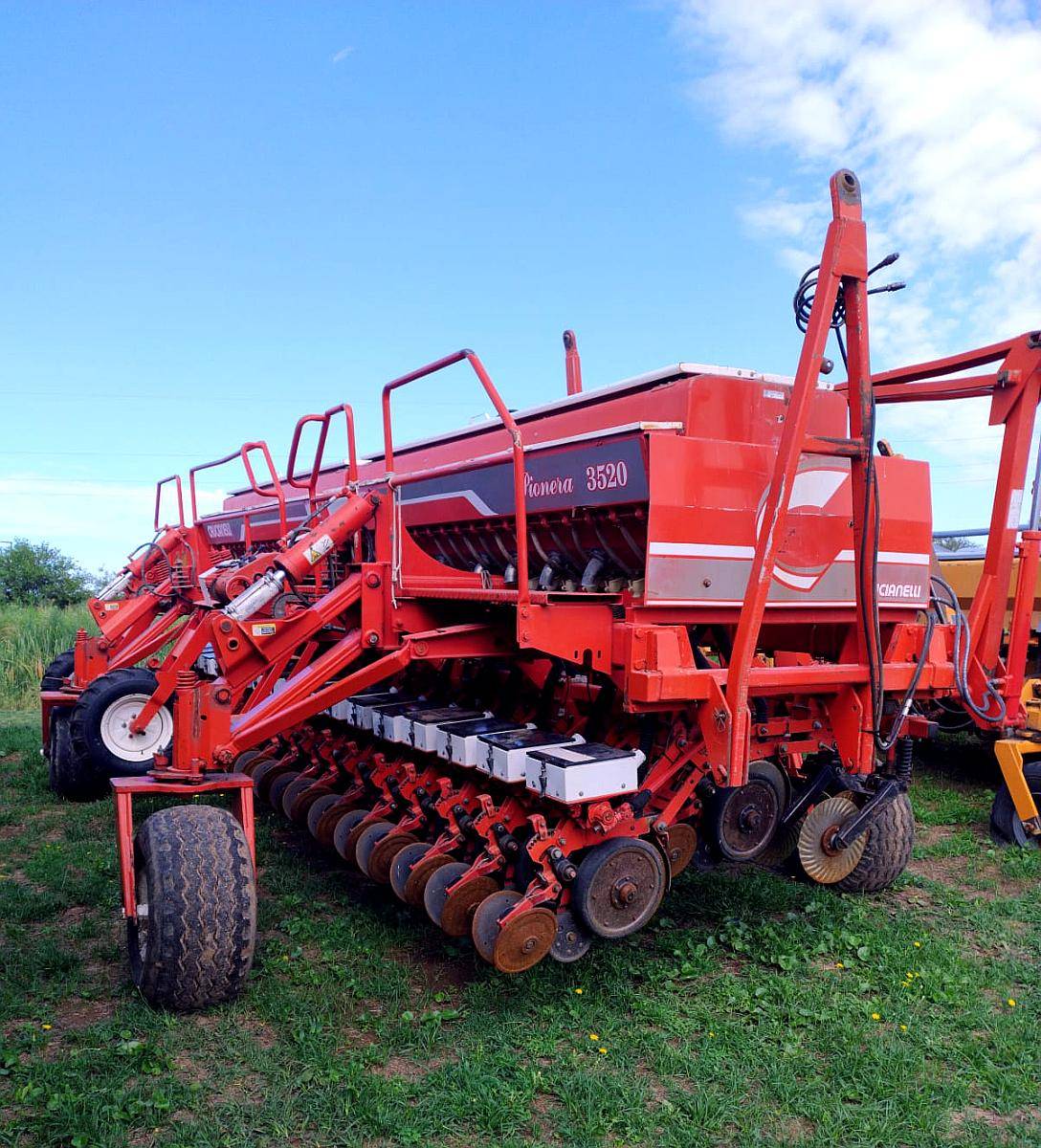 Sembradora Crucianelli Pionera 35 a 20