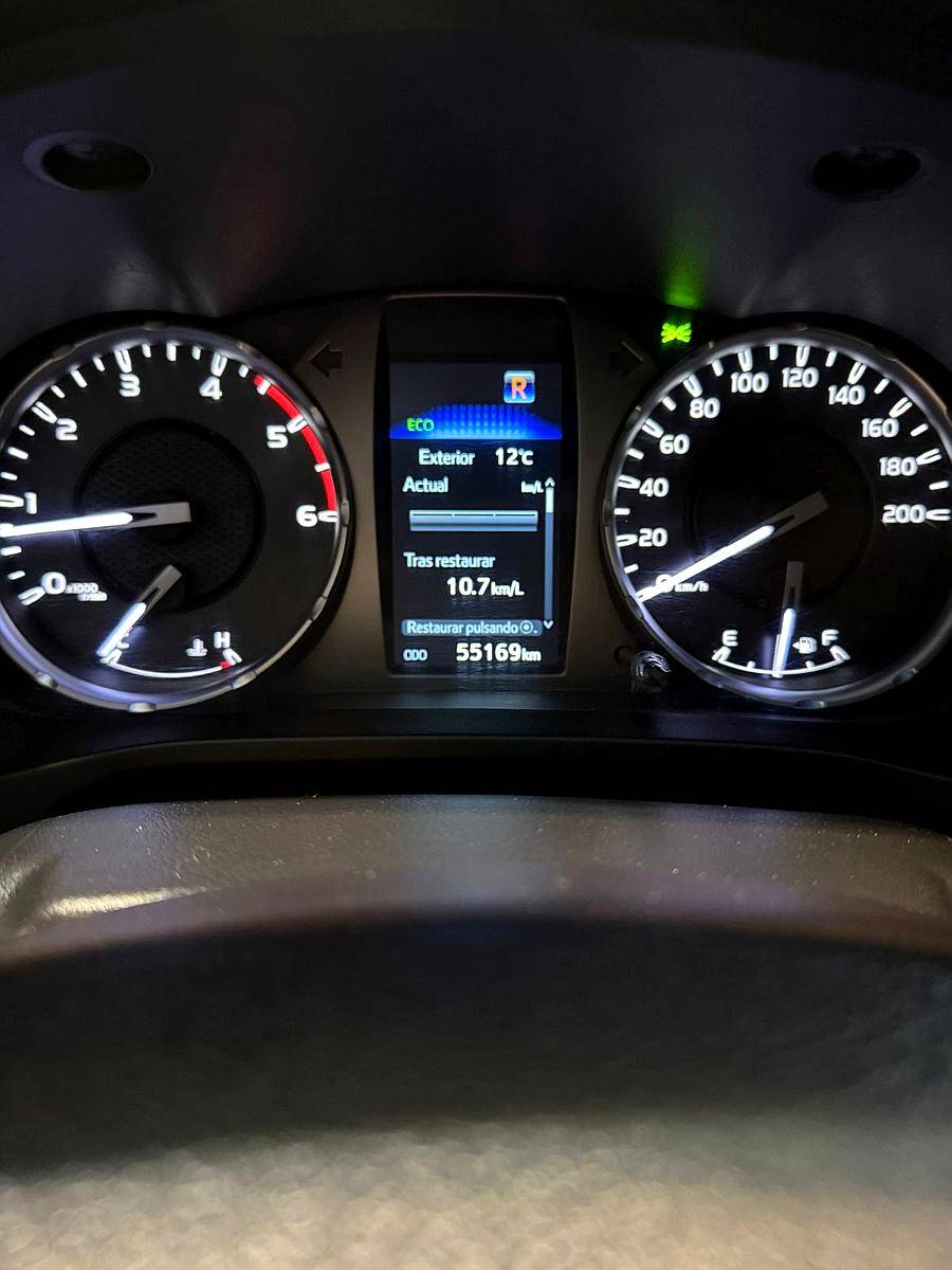 Vendo Toyota Hilux SRX