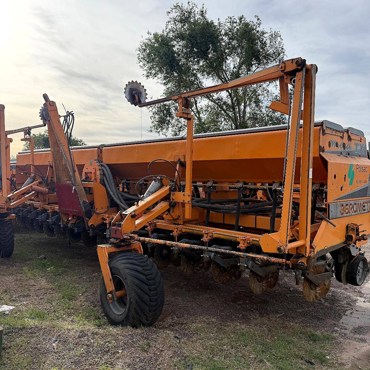 Agrometal TX Mega 16 a 52 Sfoggia Neumatica