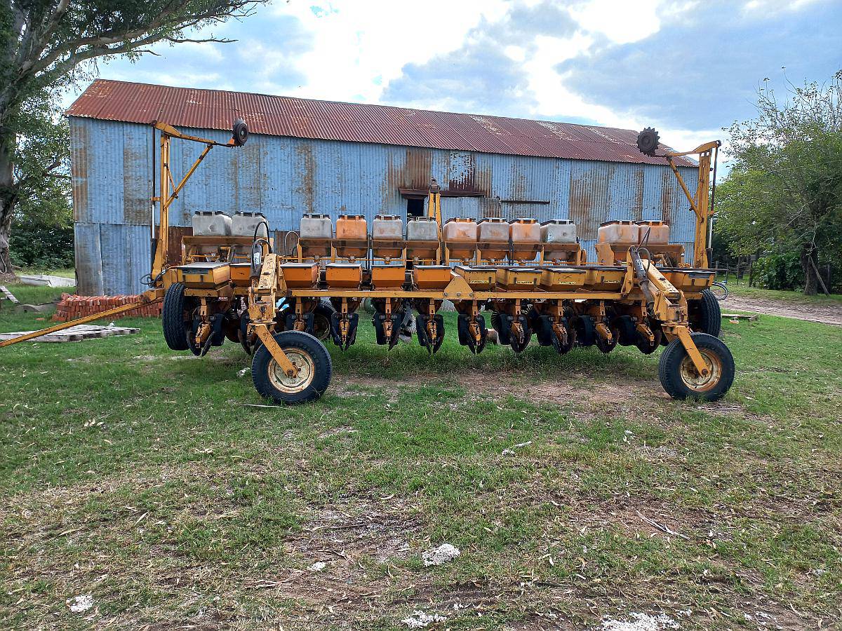 Agrometal TX 12 Surcos a 52 CM.