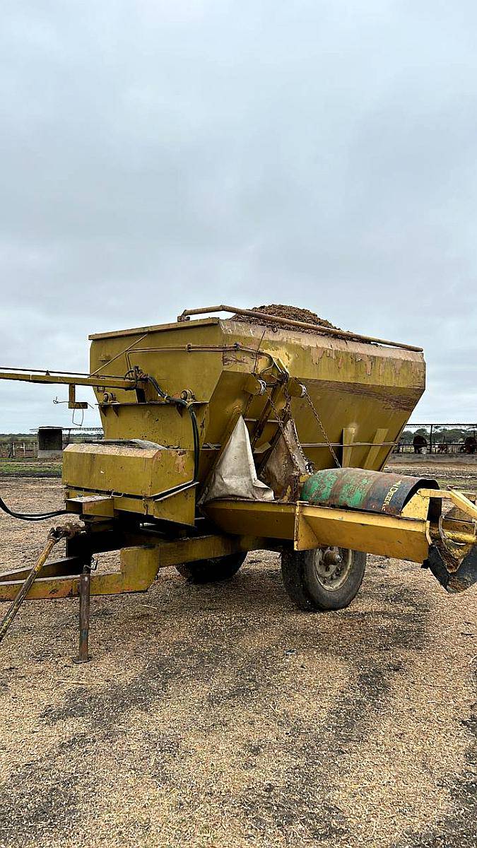 Mixer Horizontal Comofra 6 MTS3