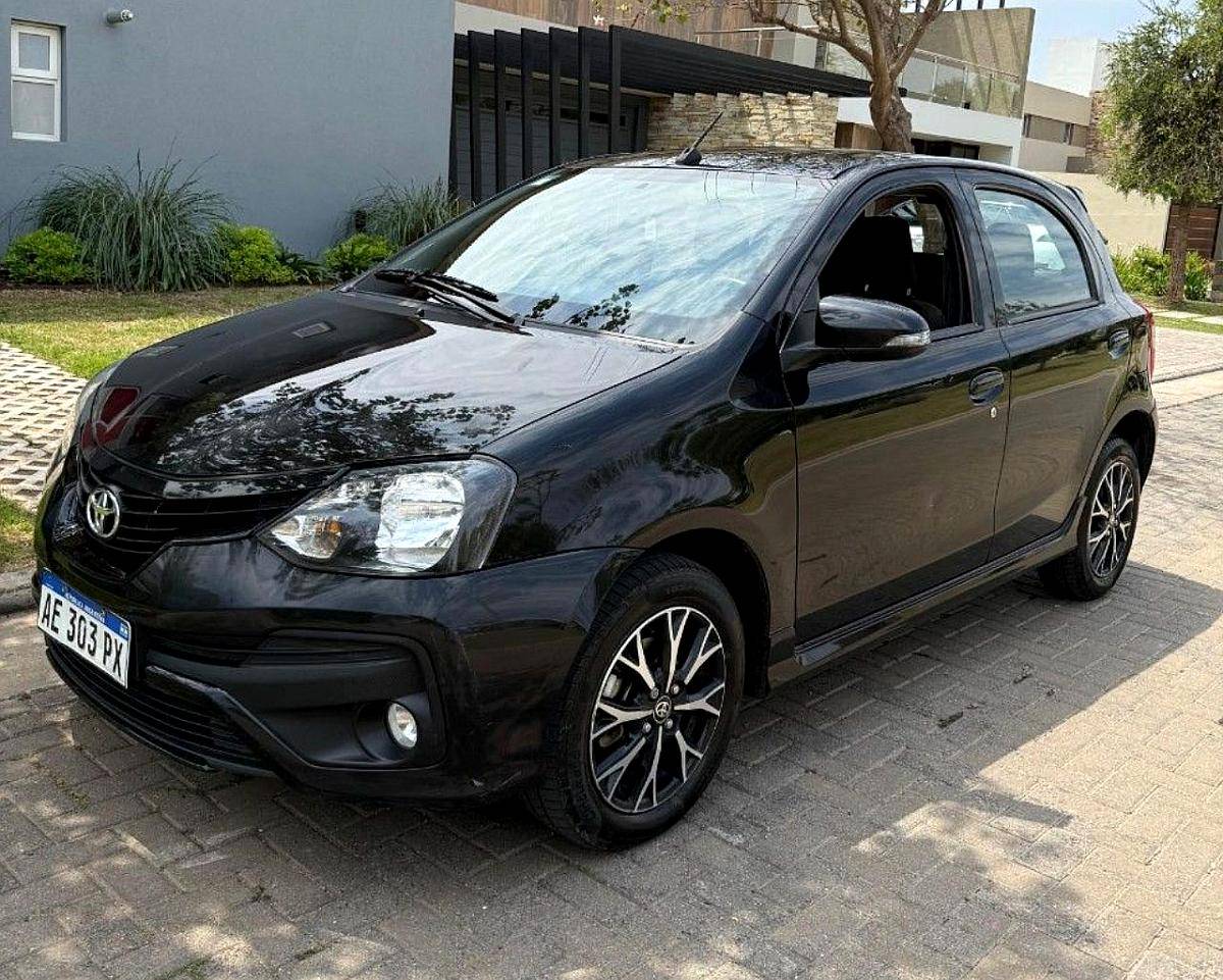 Toyota Etios 1.5 5ptas XLS 4automatico 2020naft $20.499.000