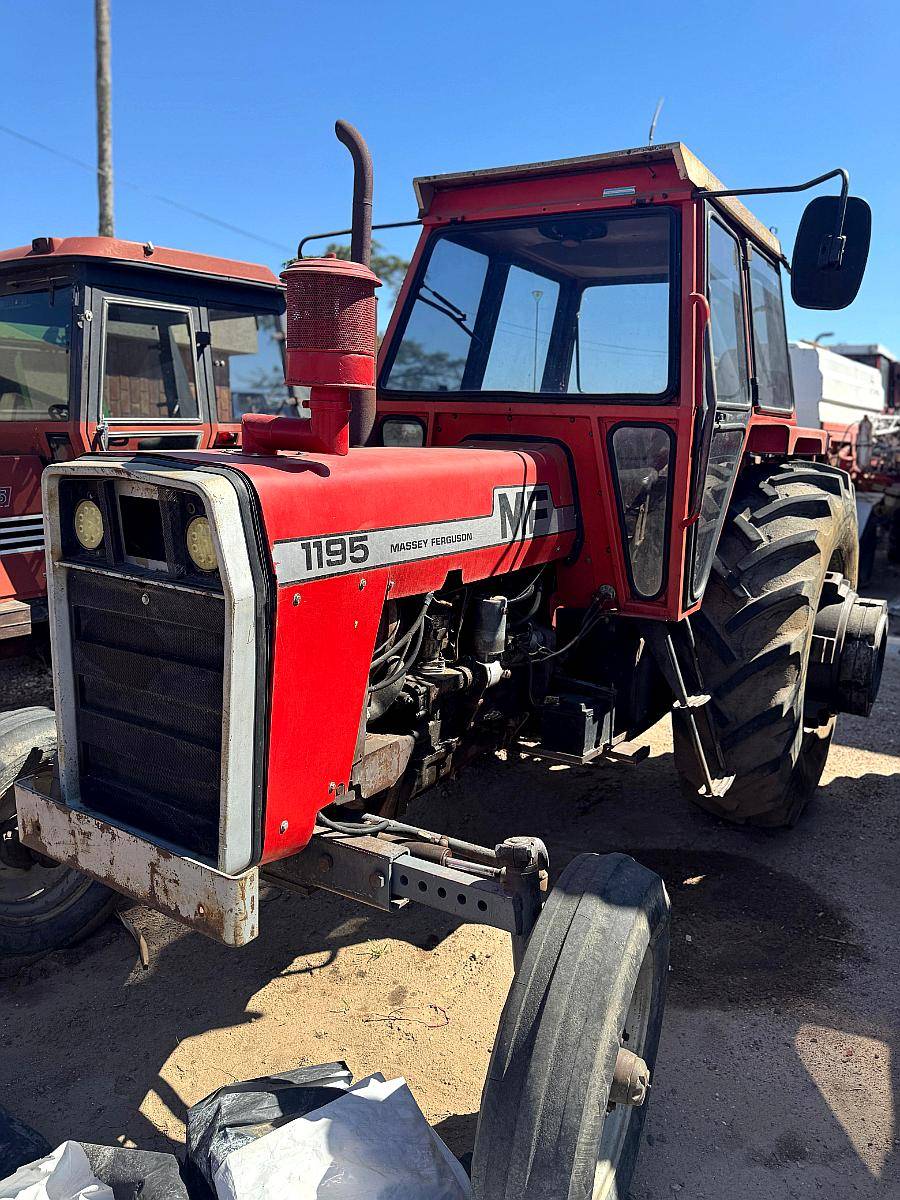 Tractor MF 1195 Massey Ferguson