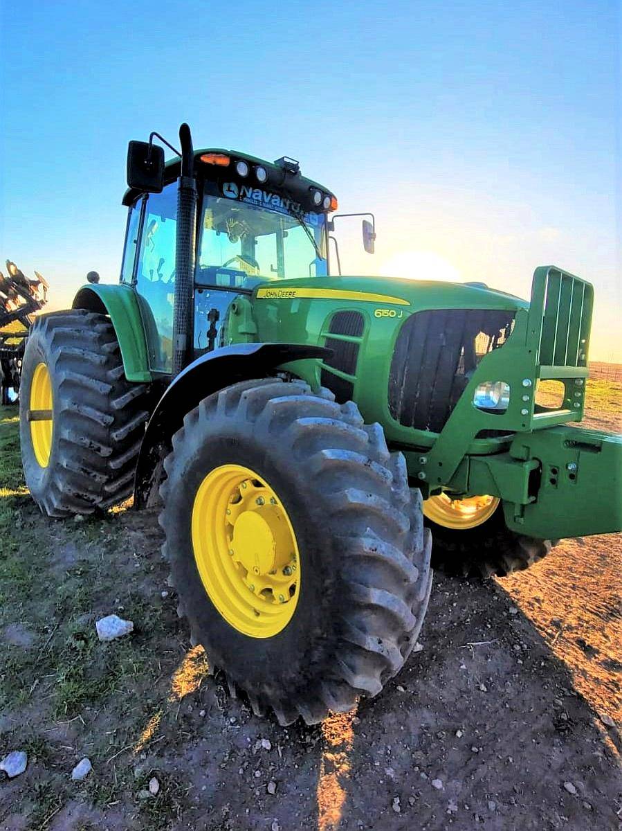 Tractor John Deere 6150j, año 2020