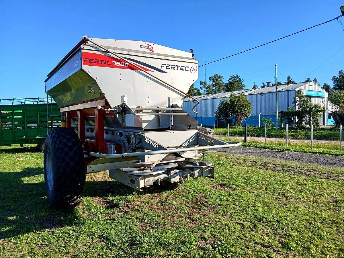 Fertilizadora Fertec Acero Inoxidable con Balanza