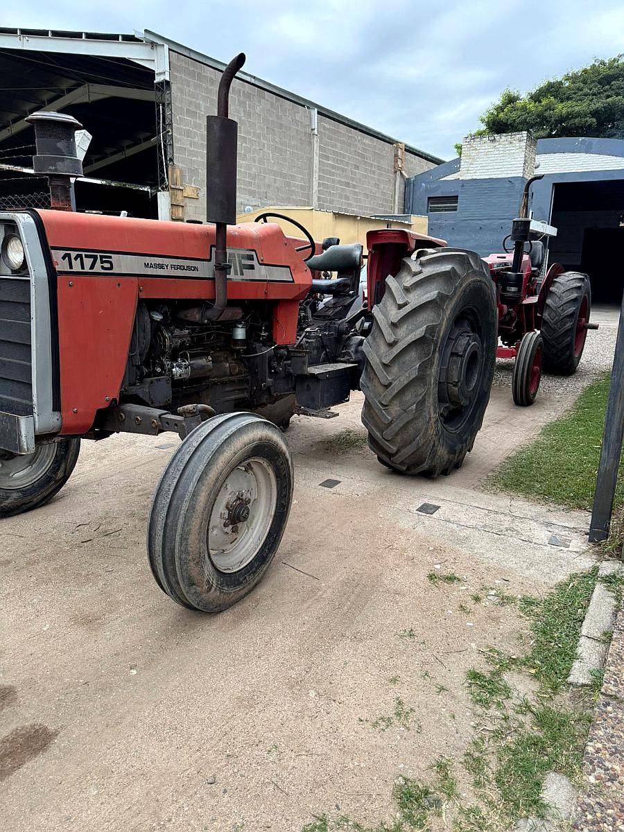 Tractor Massey Ferguson 1175 con Levante 3 Puntos