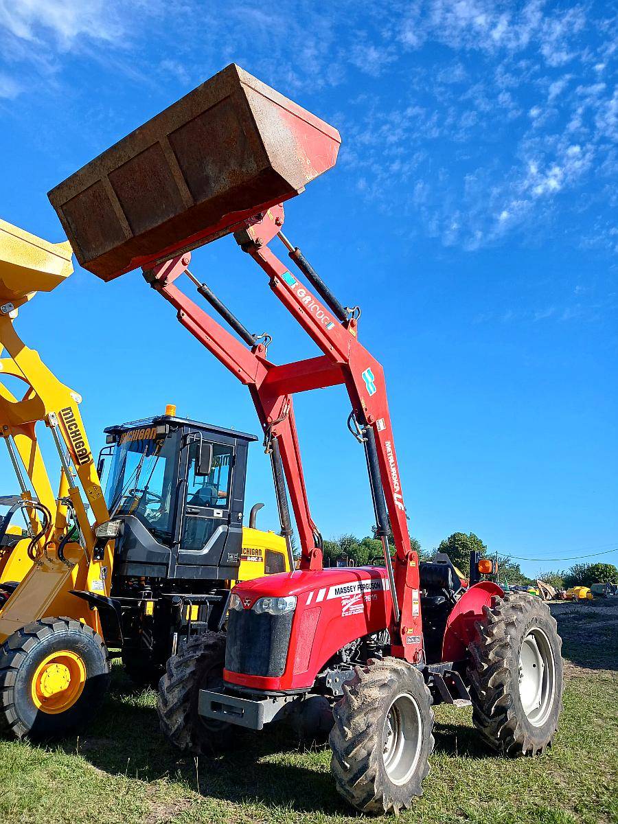 Tractor Massey Ferguson 2615 con Pala Frontal LF - Agroads