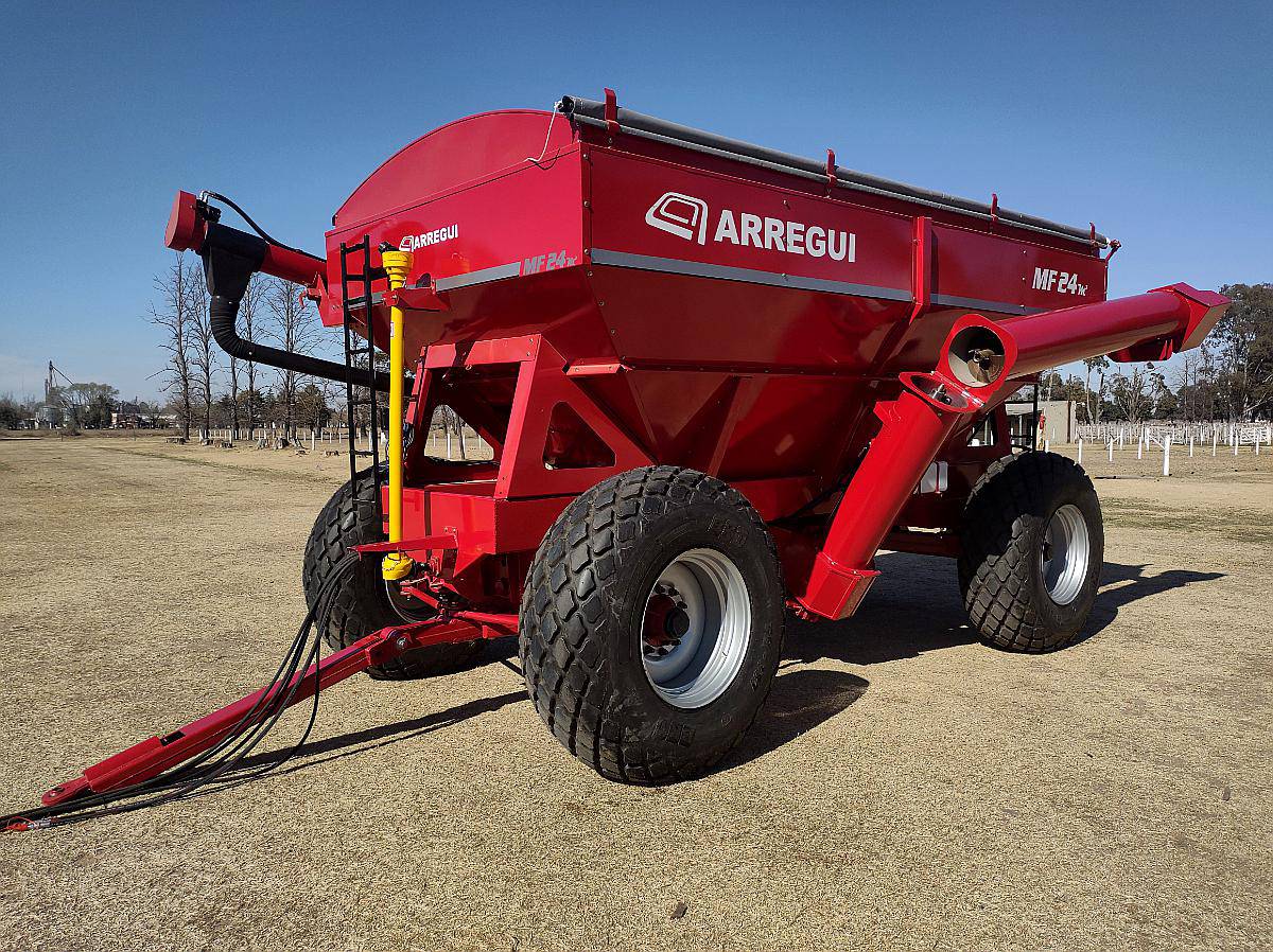 Tolva Multipropósito Arregui MF 24 M3 Lista para Cosechar