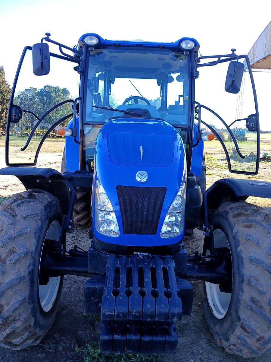 New Holland Td5. 110 con Piloto y Solo 2900 HS. de Fábrica