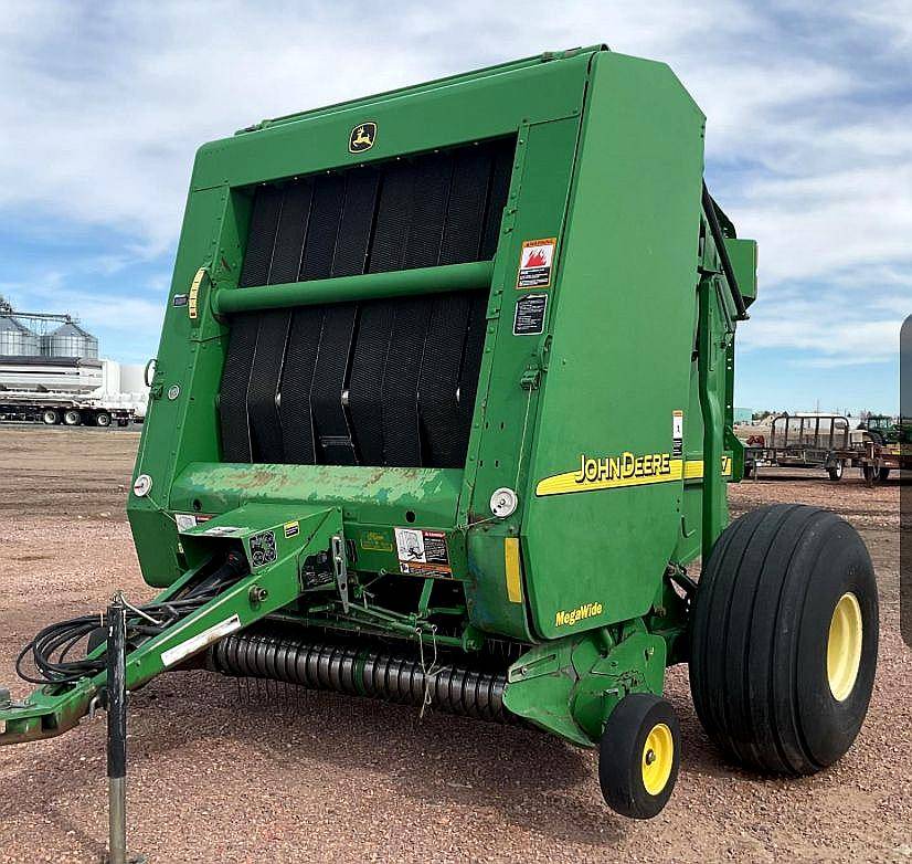 2006 John Deere 567