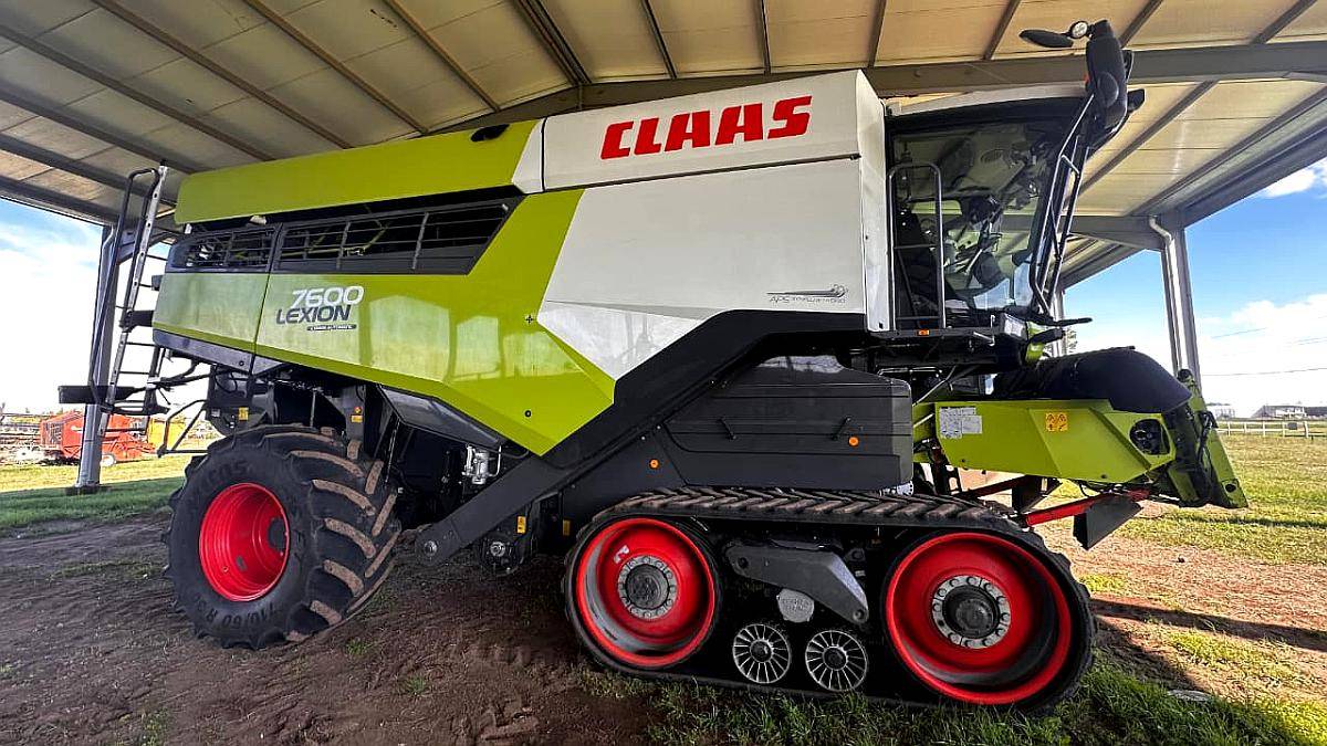 Cosechadora Lexion 7600. año 2021 con Plataforma de 45 Pies