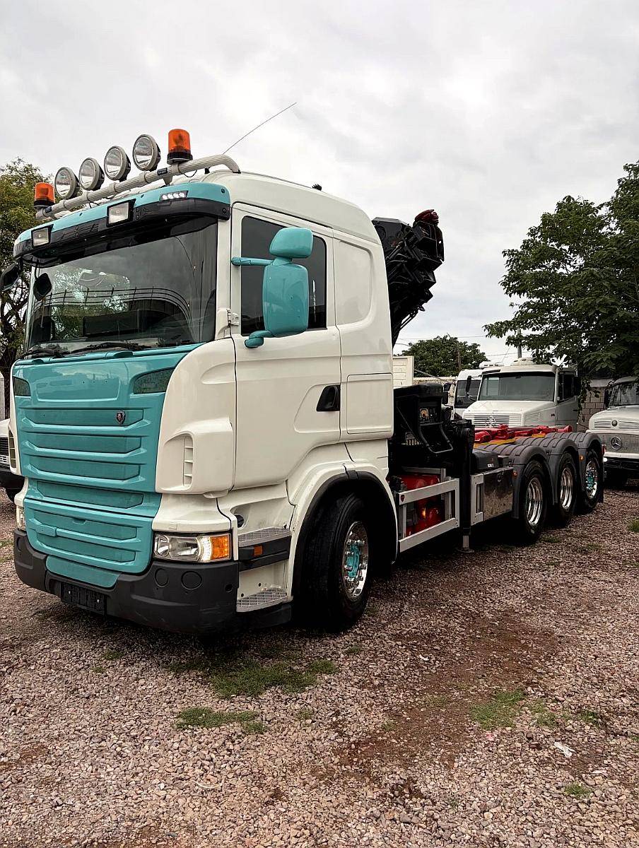 Scania R480 8X4 (chasis)