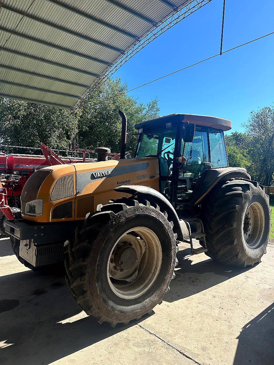 Tractor Valtra BH 180