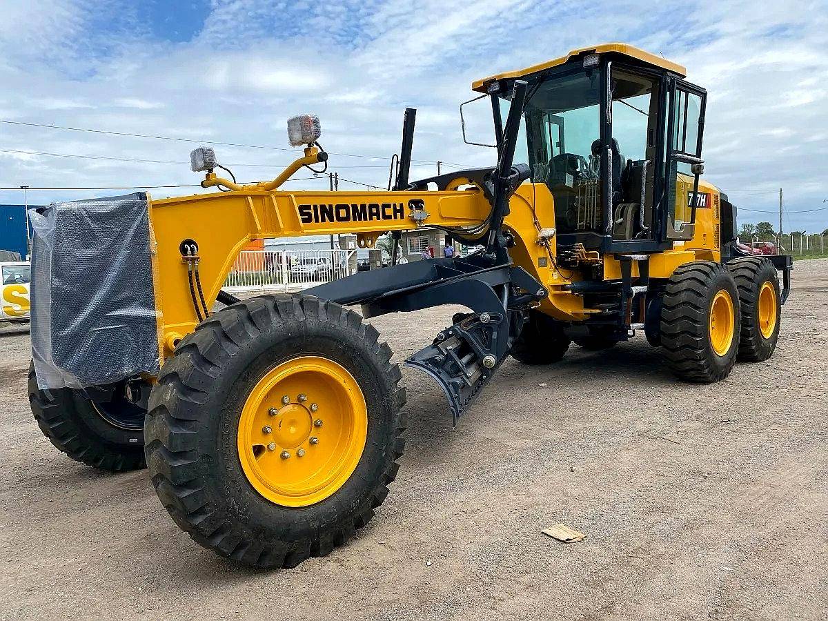 Niveladora Sinomach 717h 2025 - Financiación Exclusiva
