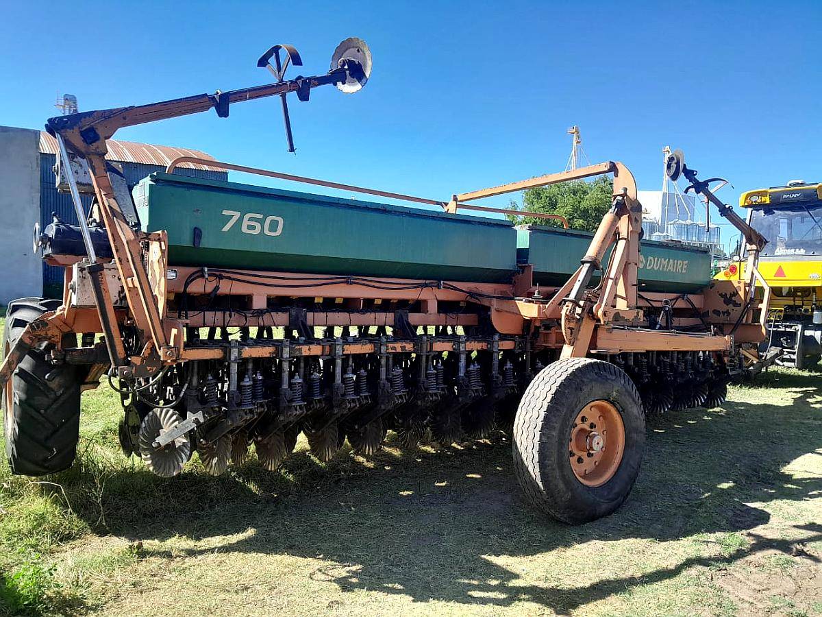 Sembradora Dumaire 760. Buen Estado.