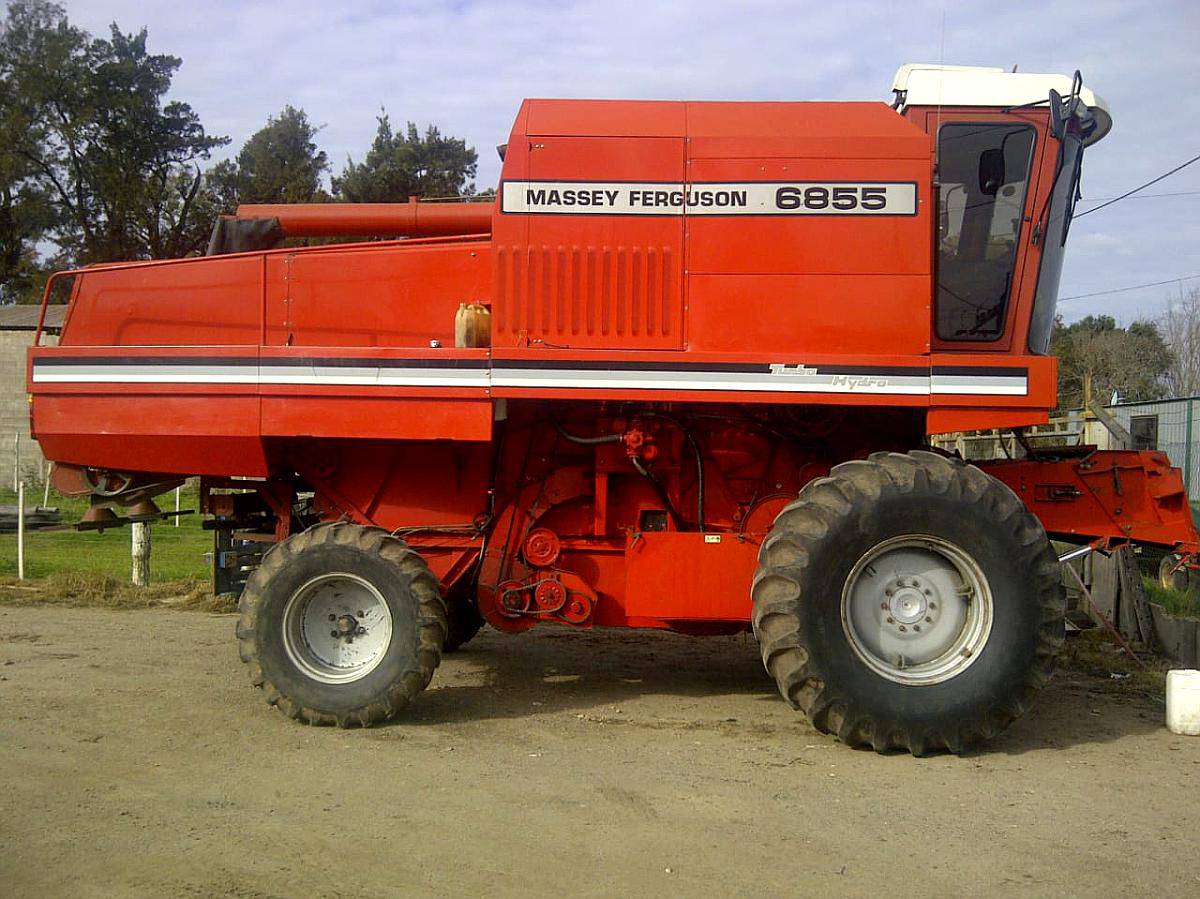 cosechadora-massey-ferguson-6855-a-o-2000-u-s-15-120-agroads