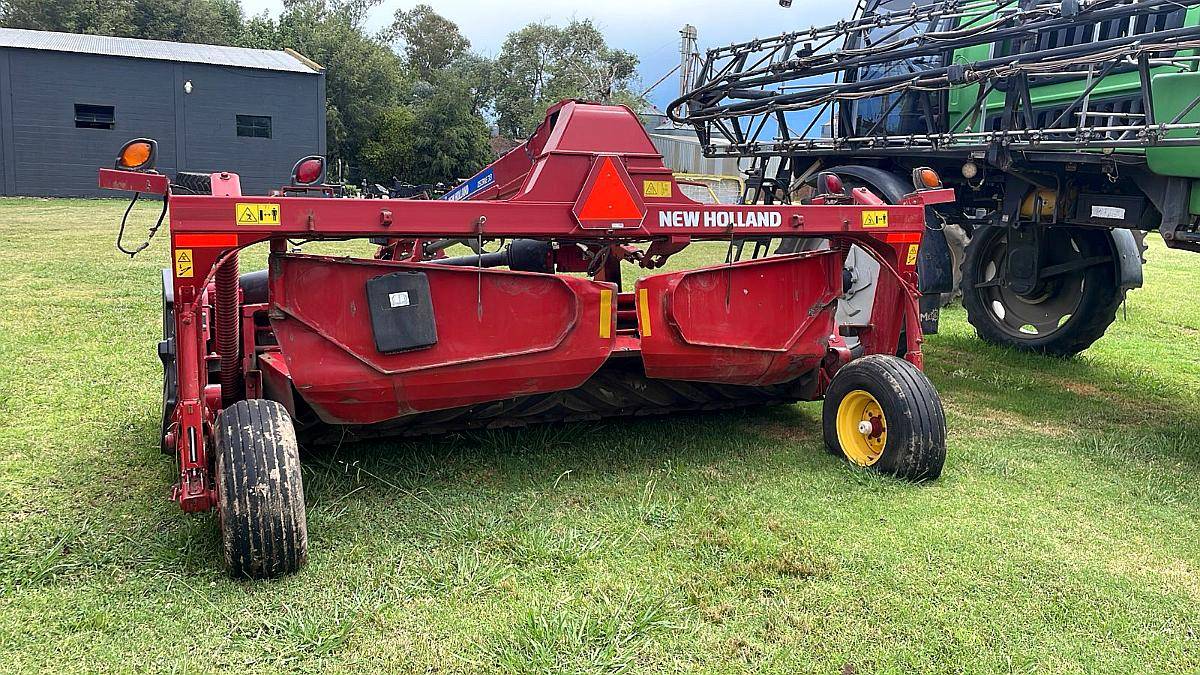 Segadora de Arrastre New Holland Modelo 313