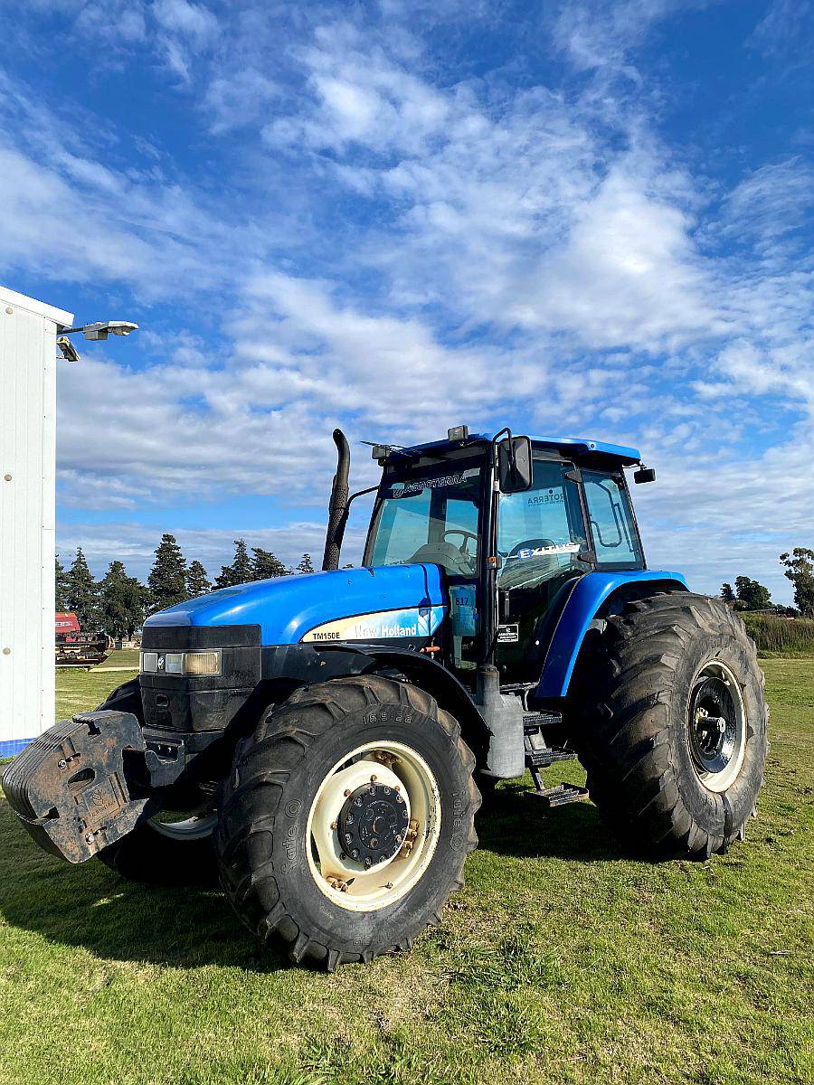 New Holland TM 150- 2006