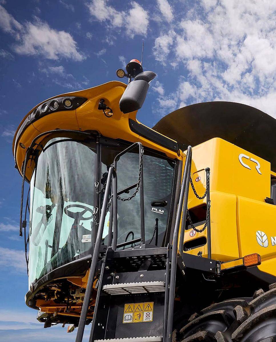 Cosechadora New Holland CR7.90 Modelo Nuevo Intellisense