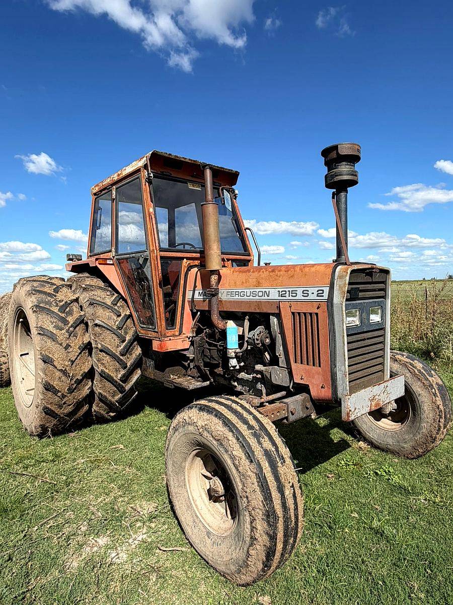 Tractor Massey Ferguson S-2