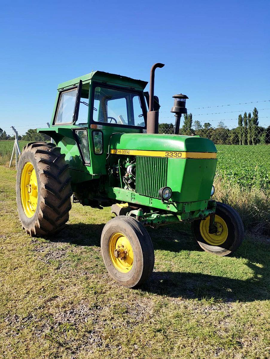 John Deere 3330 Excelente Estado
